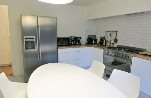 Trebeurden Casa | Large bright house with Wifi and sea view 1.1km from the beach in TREBEURDEN