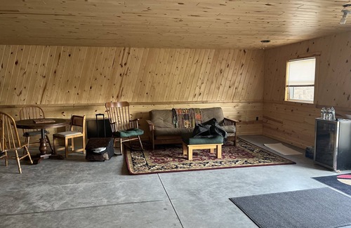 Marshall County Cabina | Large cabin on a private lake. Lots of great fishing lakes in the area.
