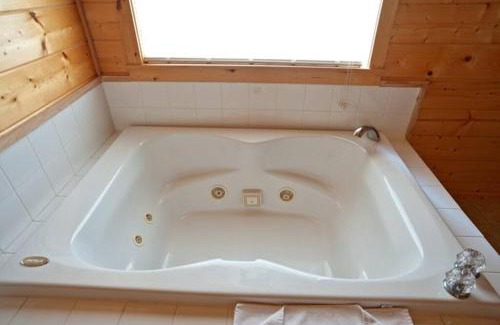 Sevierville Casa | Large Cabin Perfect for families