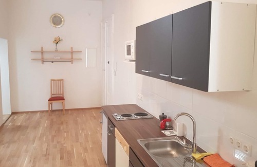 Innere Stadt Apartamento | Large central two bedroom Apartment A12
