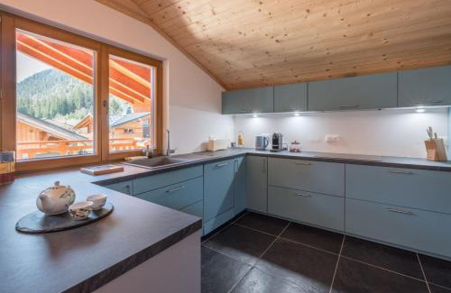Chamonix-Mont-Blanc Chalet De Esquí | Large chalet for 10 with beautiful garden