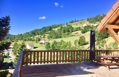 La Bresse Chalet De Esquí | Large chalet with 20 beds in La Bresse – Ideal for families, groups, or ski.