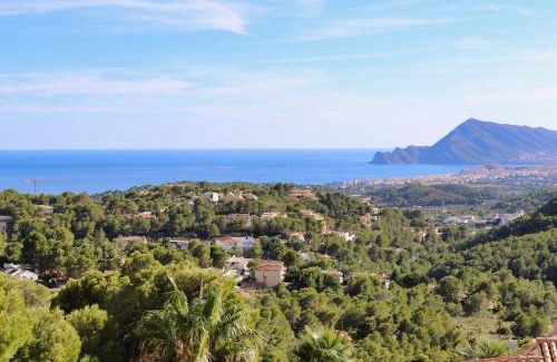 Altea la Vella Chalet De Esquí | Large chalet with private pool