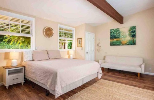 Montecito Casa | Large charming guest house close to Miramar.