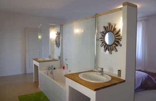 Cepie Casa | Casa muy grande con encanto en el parque con 2 piscinas, 10 dormitorios, 7 baños, 8 aseos