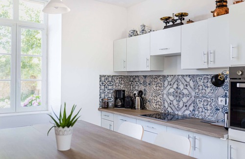 Plomeur Casa | Large & Charming house / 5 mins from beach / 6 Bedrooms
