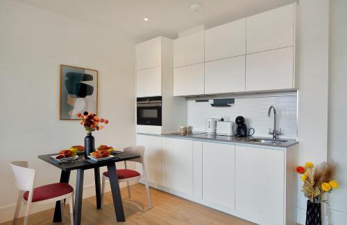 Wembley Park Apartamento | Large Cosy Studio Apartment Next To Stadium With Gym