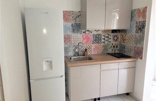 Pointe-a-Pitre Apartamento | Large, cosy studio with sea view, pool and beach