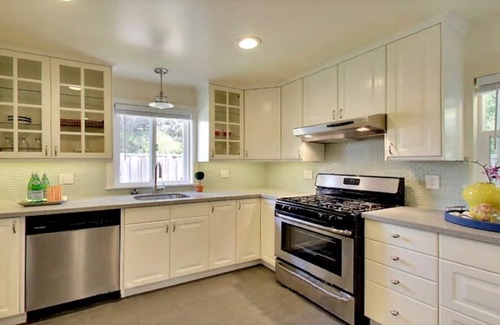 Gold Coast Cabaña | Sweet Alameda Cottage Near SF, Beach, OAK Airport
