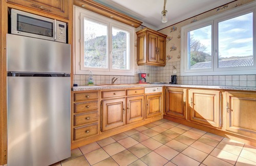 Marcillac-Vallon Casa | Grand gite de la ferme aux Aubrac
