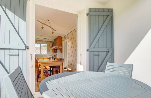 Marcillac-Vallon Casa | Grand gite de la ferme aux Aubrac