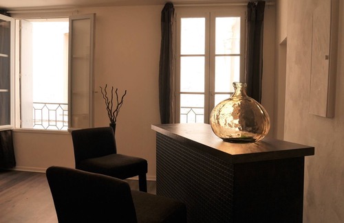 Montpellier City-Centre Apartamento | GRAN SUITE ACOGEDOR EN EL CENTRO MEDIEVAL DE MONTPELLIER