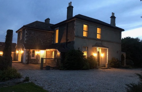 Swineford Casa | Una gran propiedad de piedra de baño elegante casi equidistante entre Bristol y Bath.