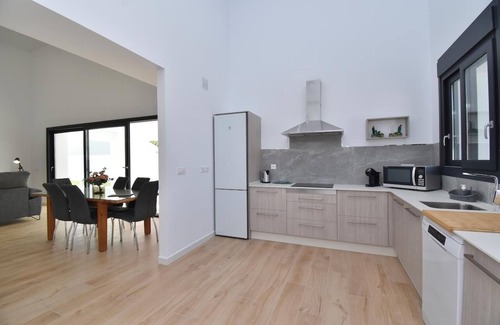 Poblado Sancti Petri Villa | Gran Villa Montevideo moderna lujosa en Sancti Petri
