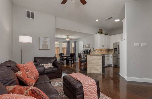 Keller Apartamento | Executive Family Home with pool in Keller/ Dallas-Fort Worth by HomeStayPros