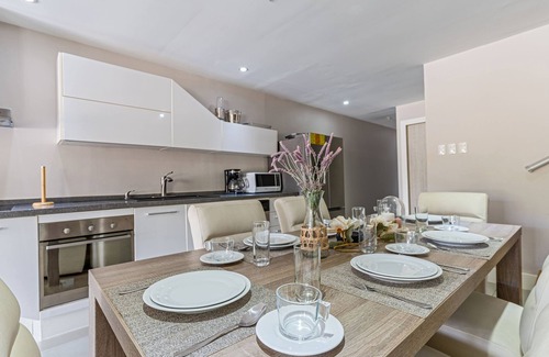 Palm Beach Apartamento | Palm Beach: gran condominio familiar con patio privado. No se necesita coche.