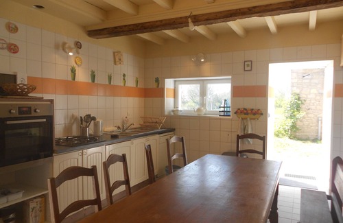 Colleville-sur-Mer Casa | Gran casa familiar con jardín en el campo junto a la playa de Omaha