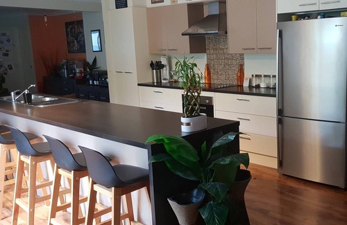 Lake Munmorah Casa | Gran propiedad frente al mar ideal para familias con piscina de agua salada