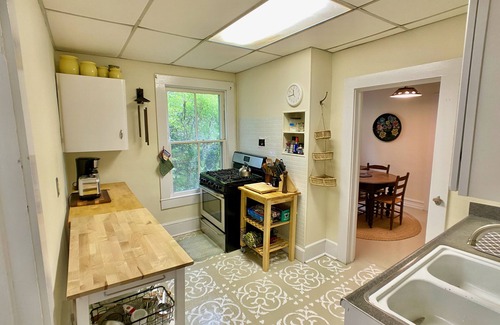 Montreat Casa | Large Family Home That Sleeps 16 Located Only 20 Minutes from Asheville