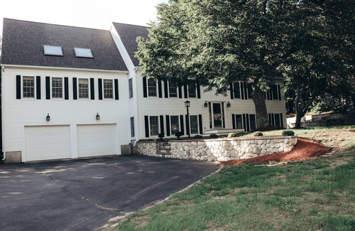 Yarmouth Port Casa | Large Family Home w/ Heated Pool