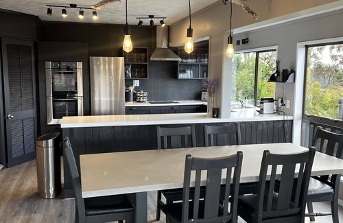 Paihia Casa | Large family home with fabulous views, pool and bar area…!