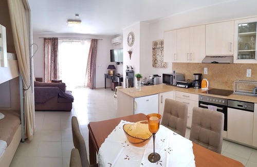 Makry Gialos Villa | Su casa de vacaciones en Creta: alojamiento de lujo en un entorno tranquilo, junto al mar.