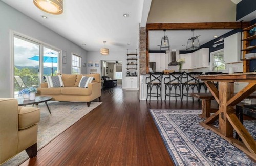 Lexington Casa | Large Family Mountain Home, Hot Tub+Wi-Fi+Firepit