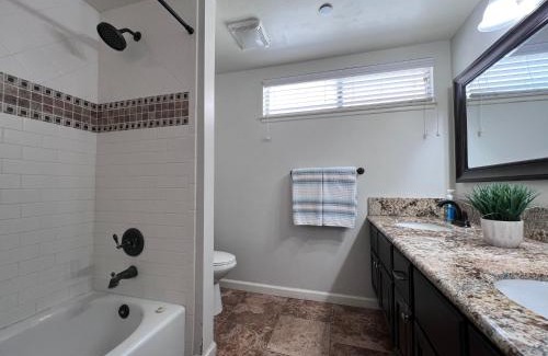 Southwest Anaheim Casa | Large Family Pool Home 25 Miles To Disney w/3 King Beds!