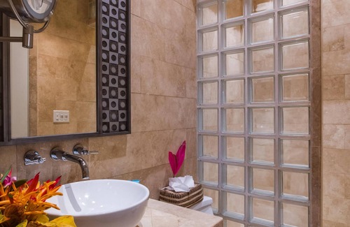 Placencia Complejo | Large Family Villa w/ WiFi, Balcony, & Amazing Beach Views
