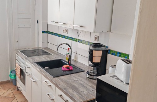 Zeitz Apartamento | Alquiler-Apartamento-Baño Privado-Balcón-OG