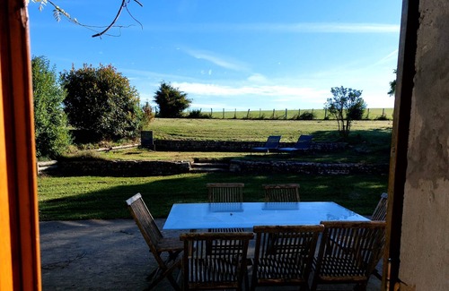 Sainte-Anne-sur-Gervonde Casa | Large family home (200 m2) in bucolic country setting.
