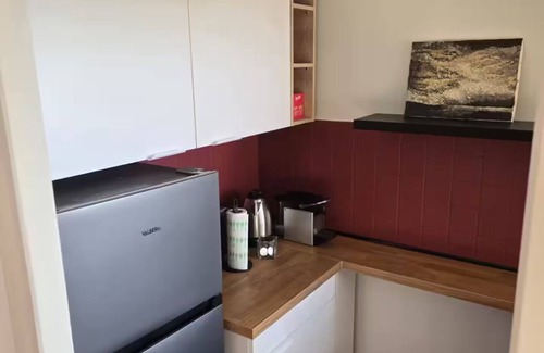 Rueil-Malmaison Apartamento | Large fully equipped studio with terrace