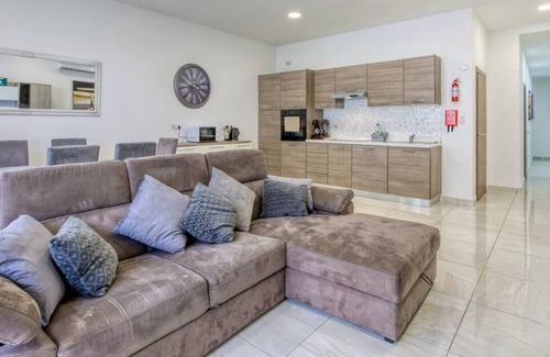 Santa Venera Apartamento | Large, fully equipped maisonette with private POOL