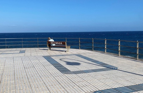 Playa de Arinaga Apartamento | Large, fully equipped apartment in a quiet and trendy area by the sea.