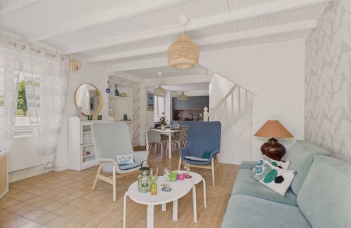 Fouesnant Chalet De Esquí | Gran jardín y terraza – 4 adultos y 1 niño