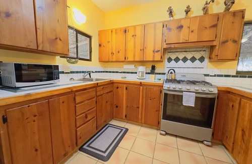 Los Barriles Apartamento | Casa Baja Sunset, Large Gated Parking, Cozy Casa near Pickleball