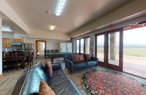 Angel Fire Casa | Large Groups | WiFi | Wheeler Peak Lodge
