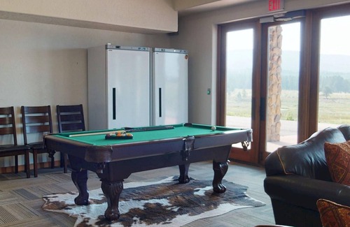 Angel Fire Casa | Large Groups | WiFi | Wheeler Peak Lodge
