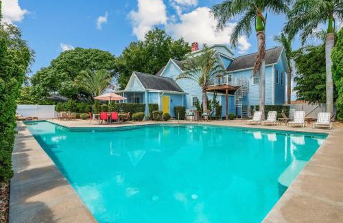 Village of the Arts Casa | Large Heated Pool Family - 3500 sqft - Sleeps 17