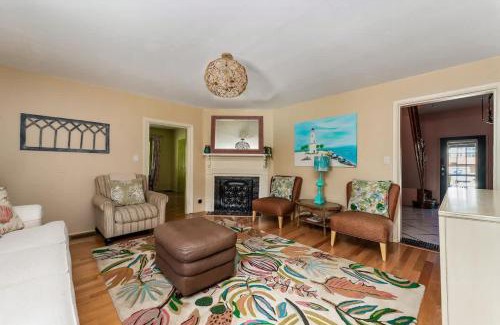 Village of the Arts Casa | Large Heated Pool Family - 3500 sqft - Sleeps 17