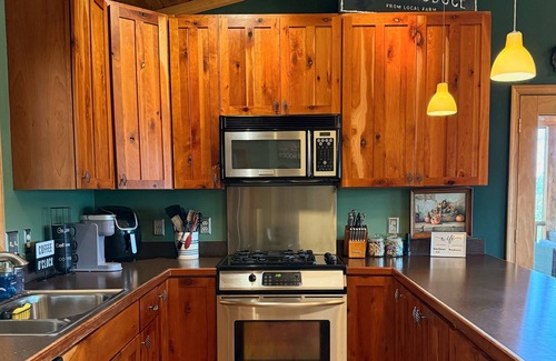 Baker Casa | Large Hillside Cabin in Lost River - 3 Bed, 3 Bath, Hot Tub, Sprawling Decks