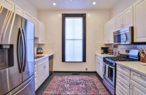Ventura Casa | Large Historic Victorian Beach House - The Sudden House