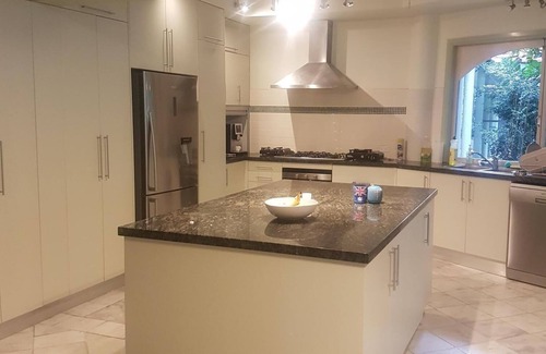 Clifton Beach Villa | Large holiday home with 5 bedrooms and granny flat with 2 bedrooms. Large pool