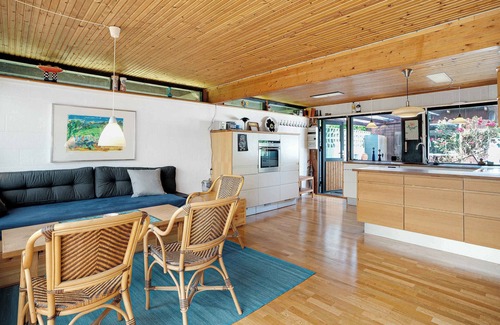 Hundested Casa | Large holiday home in a peaceful and scenic area