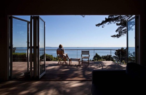 Gilleleje Casa | Gran casa de vacaciones con impresionantes vistas al mar y casa de huéspedes separada para 12 personas