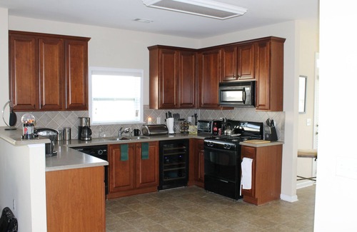 Union City Casa | Large Home 20 Minutes From Atlanta