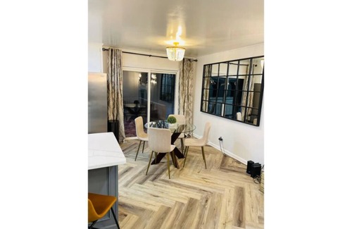 Concord Casa | Large home with Separate Apartment & Private Pool
