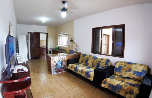Porto Belo Casa | Gran casa entre Meia Praia y Perequê a 500 metros de la playa con WiFi y barbacoa