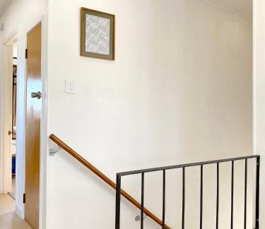 Otahuhu Casa | Large House. Convenient Location.
