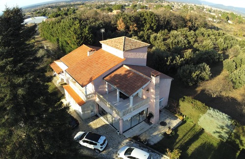 Valreas Casa | LA COUSTONNE, gran cabaña provenzal para 2 a 8 personas con piscina, tranquila